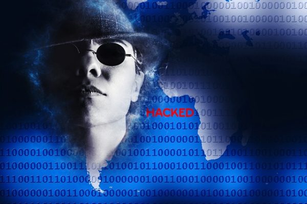 hacker-1881694_640 Imagen de Pete Linforth en Pixabay